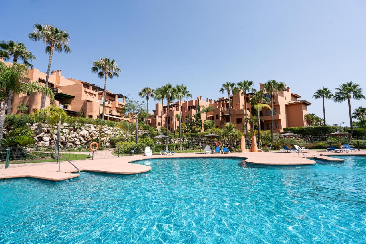 El Sol Sotoserena 2 Bedroom Apartment Estepona Eksteriør bilde