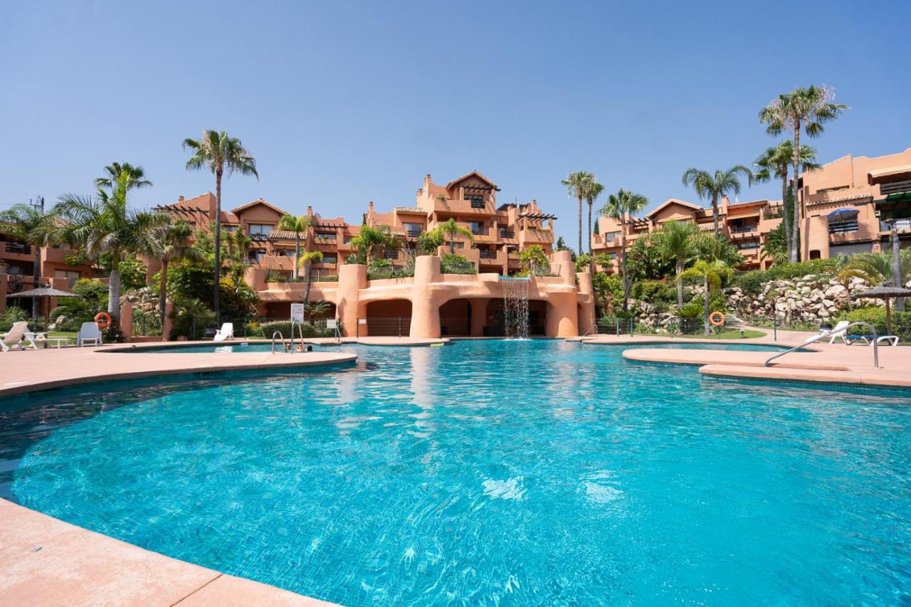 El Sol Sotoserena 2 Bedroom Apartment Estepona Eksteriør bilde