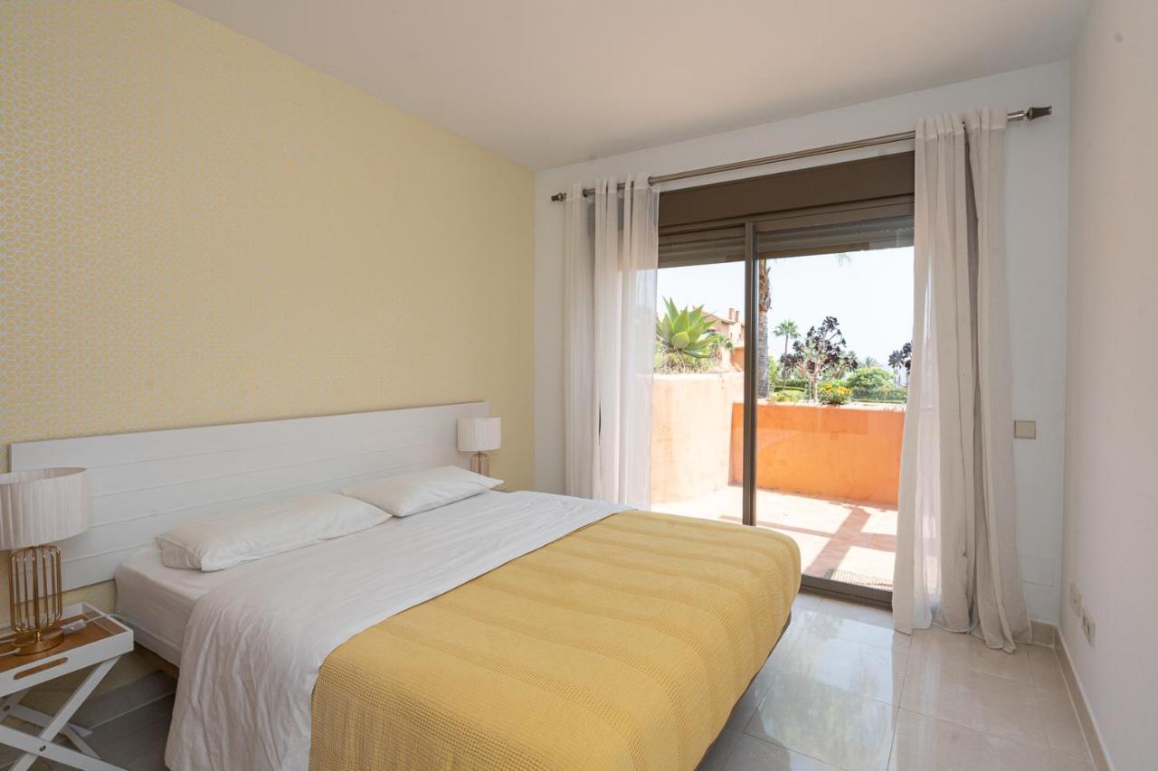 El Sol Sotoserena 2 Bedroom Apartment Estepona Eksteriør bilde